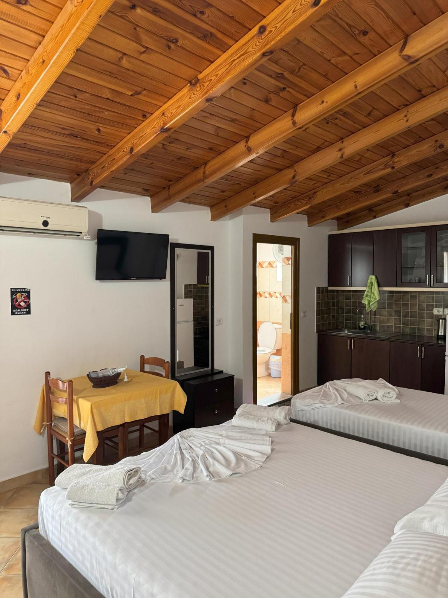 Garden Villa Veli Ksamil Exterior photo